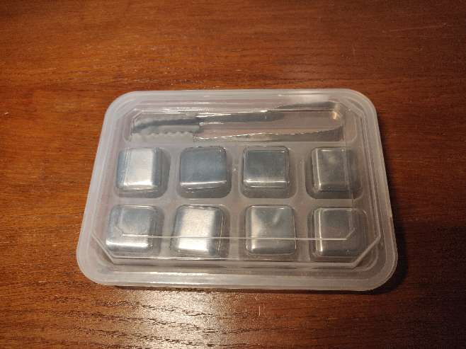 REGALO Cubitos de hielo REGALO Cubitos de hielo