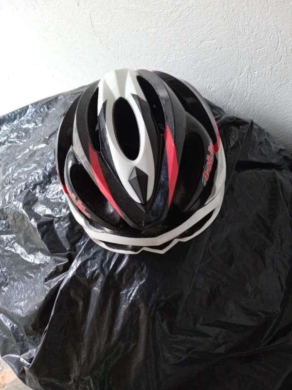 REGALO casco REGALO casco