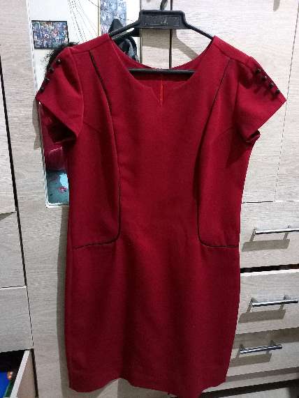 REGALO vestido rojo talla 12 elegante