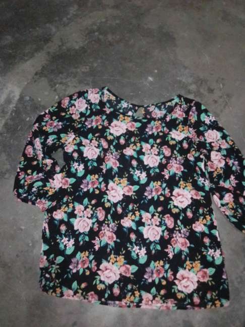 REGALO blusa de flores talla unica REGALO blusa de flores talla unica