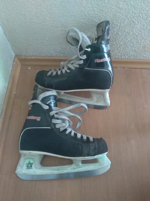 REGALO patines de hielo vintage numero 30