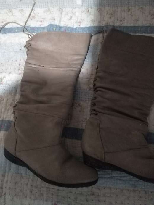 REGALO Botas material  3