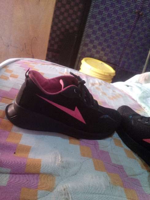 REGALO zapatos para niño y dama REGALO zapatos para niño y dama