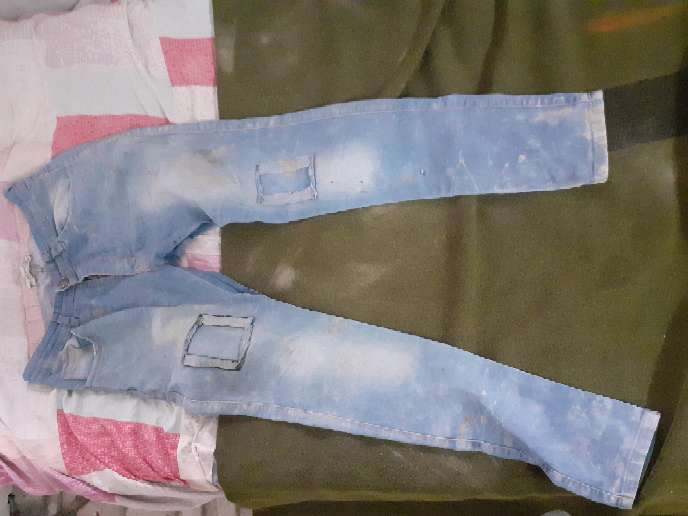 REGALO pantalon de gean talle 40 2