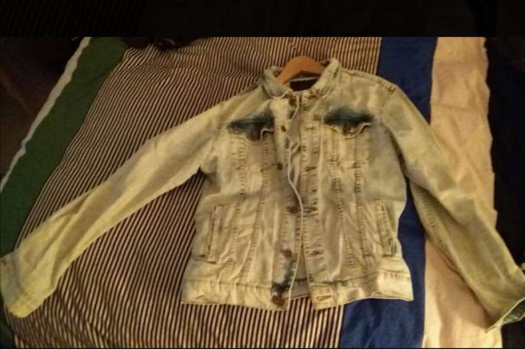REGALO Chaqueta tejana talla S REGALO Chaqueta tejana talla S