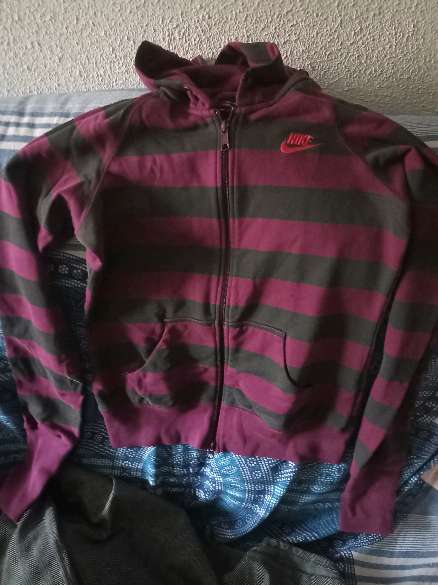 REGALO sudadera chaqueta Nike