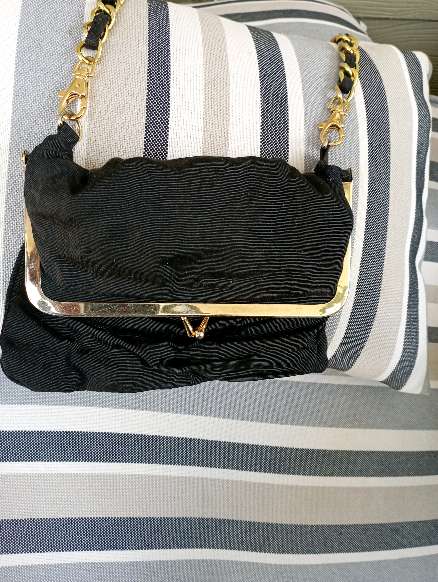 REGALO bolso de mano con cadena REGALO bolso de mano con cadena