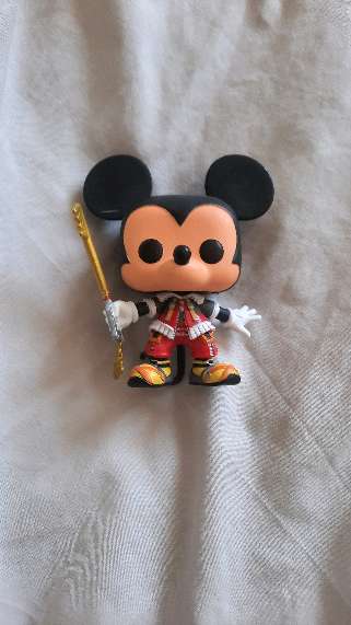 REGALO funko Mickey Kingdom hearts REGALO funko Mickey Kingdom hearts