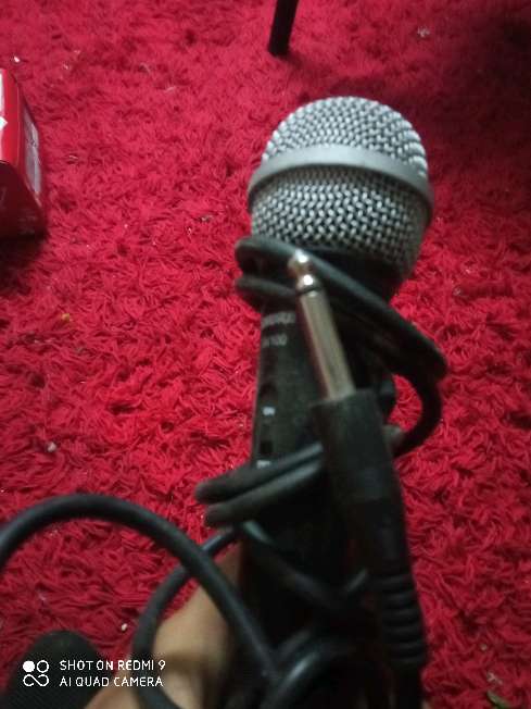 REGALO micrfono Shure sv100 2