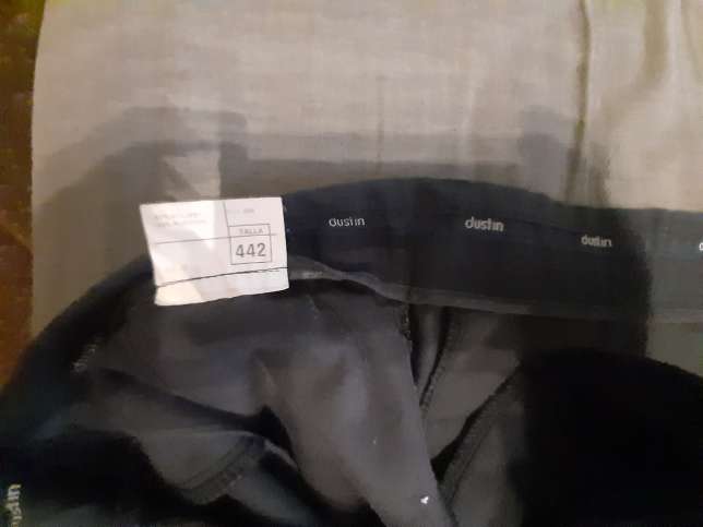 REGALO Pantalones talla 44 3
