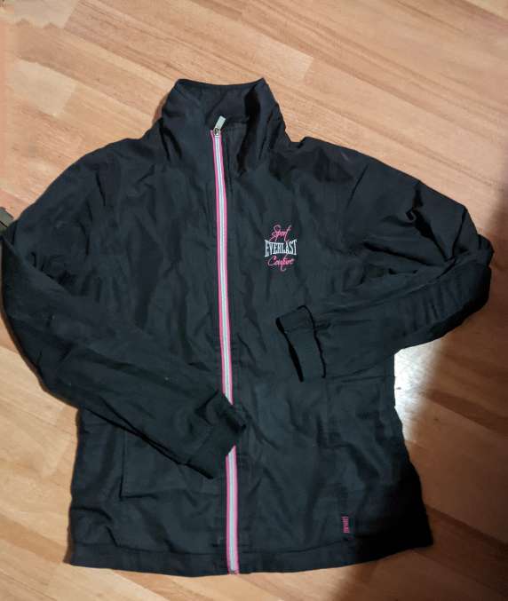 REGALO chaqueta impermeable  1