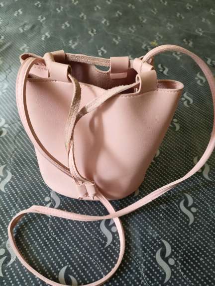 REGALO cartera rosa 