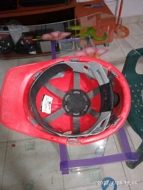 REGALO casco de seguridad  2