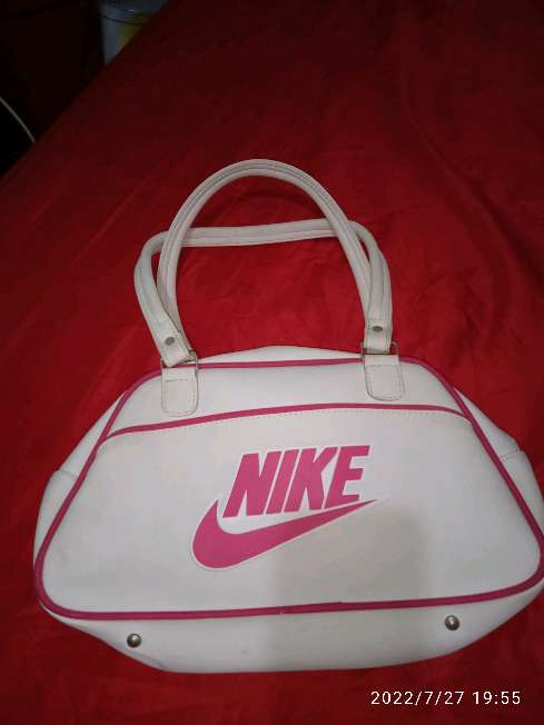 REGALO cartera deportiva 