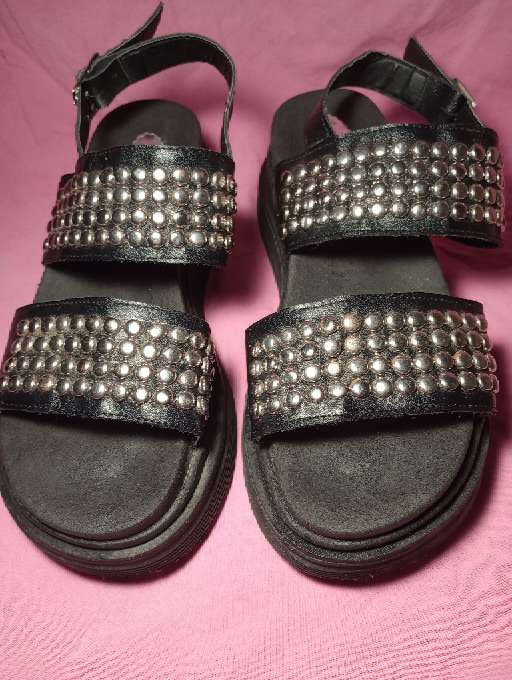 REGALO sandalias talle 40