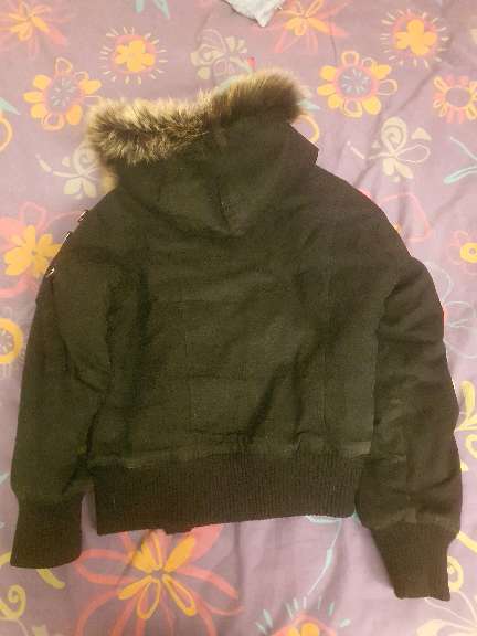 REGALO Chaqueta negra 3