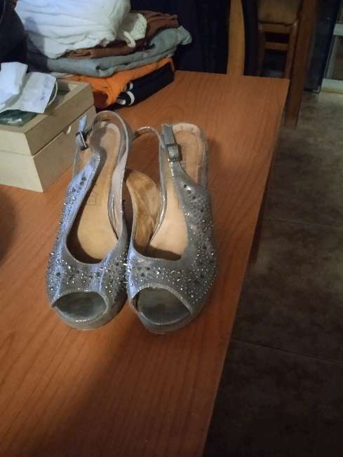 REGALO sandalias REGALO sandalias