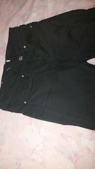 REGALO Pantalon elstico negro  2