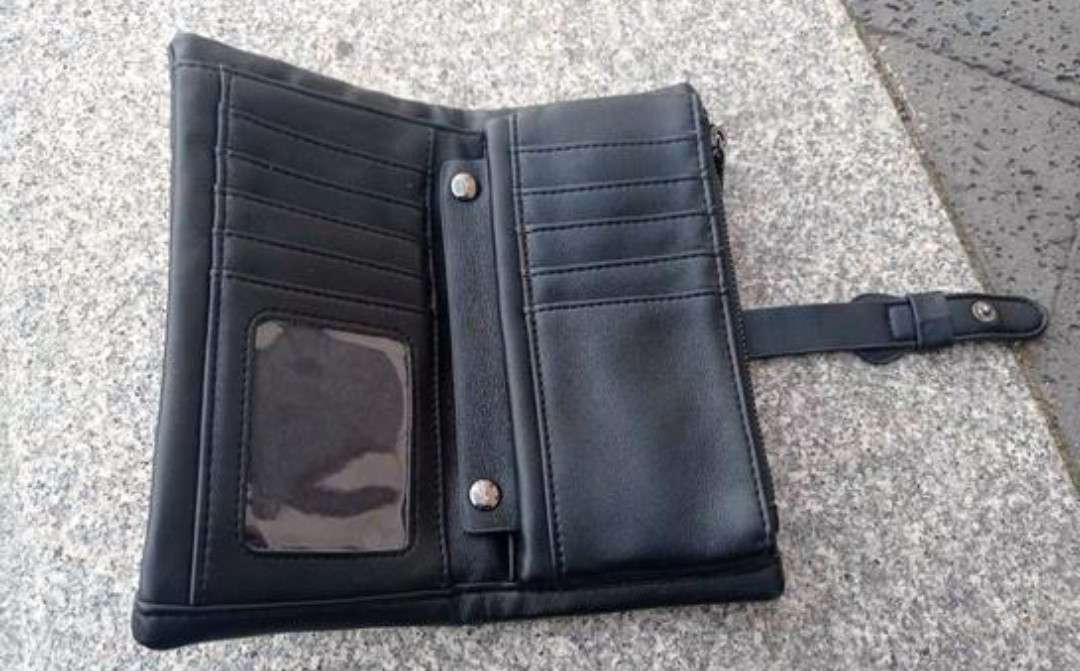 REGALO monedero/tarjetero 2