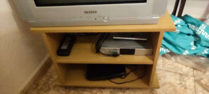 REGALO Televisin con dos tdt + mueble 3