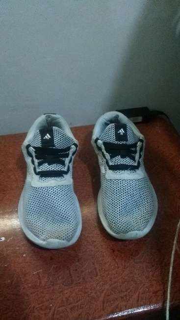 REGALO Zapatos deportivos Adidas  2