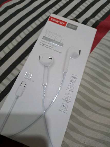 REGALO auriculares con conector tipo c 2
