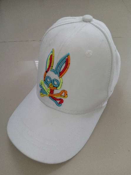 REGALO una gorra en buen estado