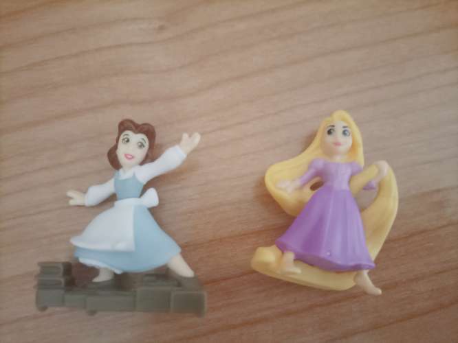 REGALO Princesas Disney Kinder sorpresa 1