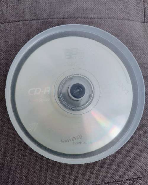 REGALO 18 CD-R 100 min. 875 MB