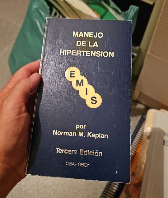 REGALO Libro Manejo de la hipertensin 1