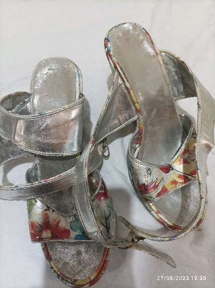 REGALO Zapatos y pendientes 3