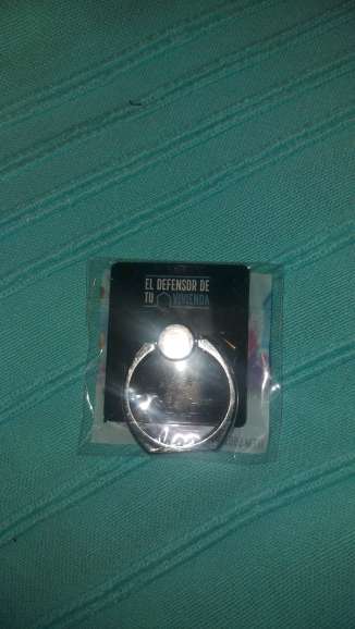 REGALO Objeto para sujetar el mvil 2