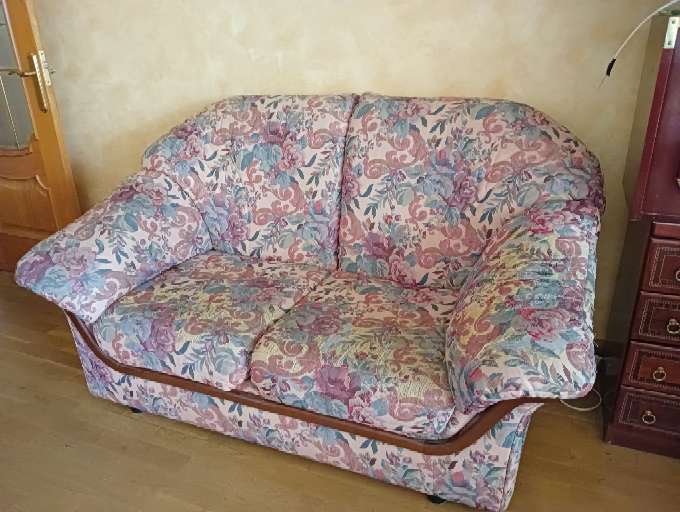 REGALO sofá REGALO sofá
