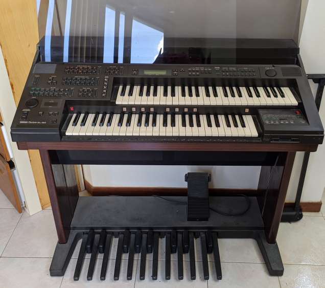 REGALO Organo Electronico Yamaha (para reparar) 2