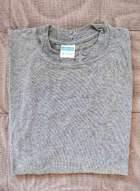 REGALO Camiseta Manga Corta Gris Hombre - Talla M (Decathlon)