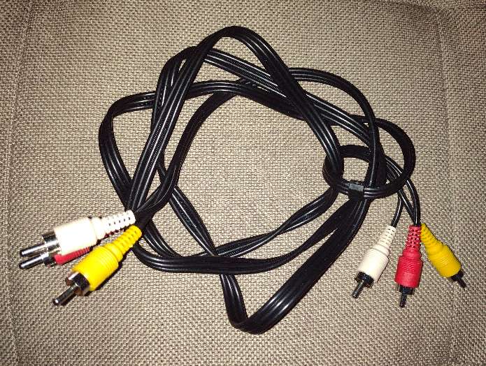 REGALO Cable de 3 RCA Macho 1.5 m 1