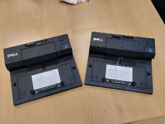 REGALO Dos Plataformas de carga para portátiles marca Dell REGALO Dos Plataformas de carga para portátiles marca Dell