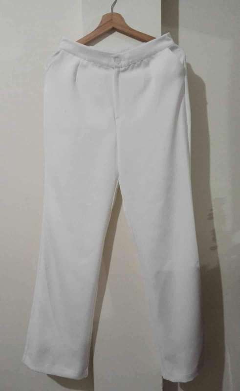 REGALO pantaln blanco 