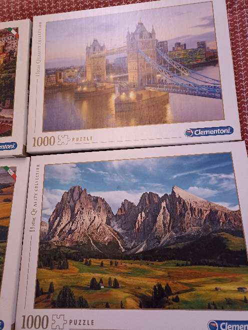 REGALO Puzzles 1000 piezas REGALO Puzzles 1000 piezas