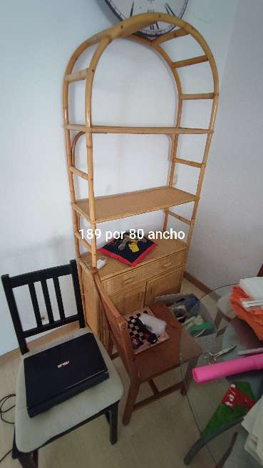 REGALO Mueble de mimbre estantera ,ms reloj  3