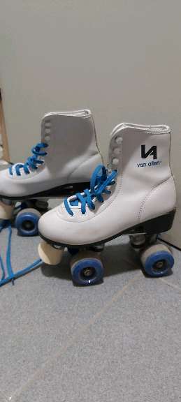 REGALO patines con ruedas 1