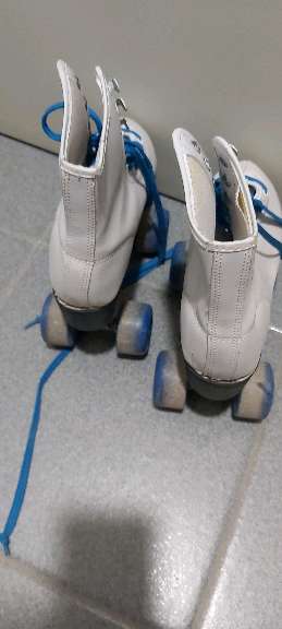 REGALO patines con ruedas 2