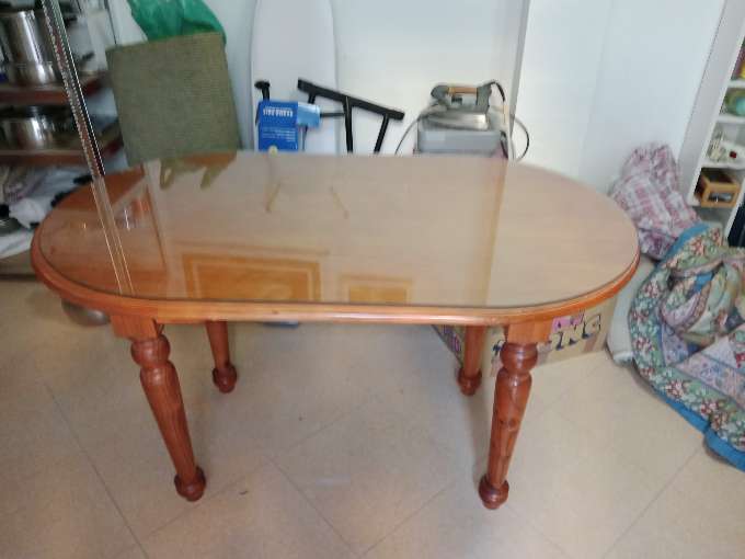REGALO Mesa comedor y mueble TV 2