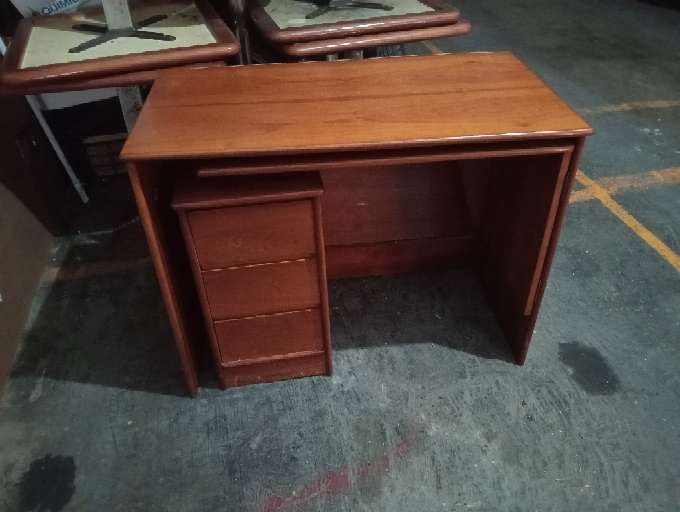 REGALO mesa escritorio doble con cajonera 3