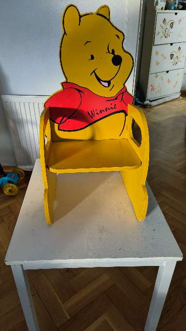 REGALO mesa y silla winnie de pool 