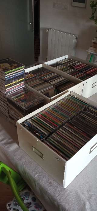 REGALO Gran colección de CDs de música variada REGALO Gran colección de CDs de música variada