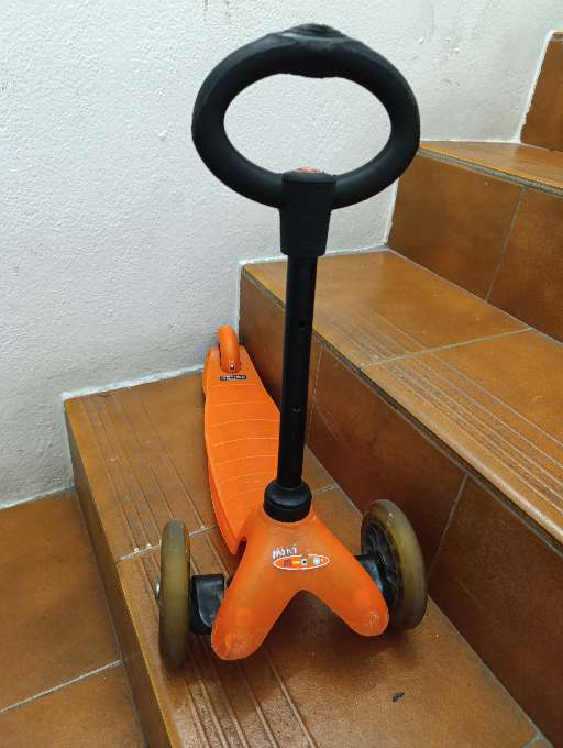 REGALO patinete infantil  2