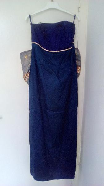 CAMBIO Precioso vestido en seda salvaje CAMBIO Precioso vestido en seda salvaje