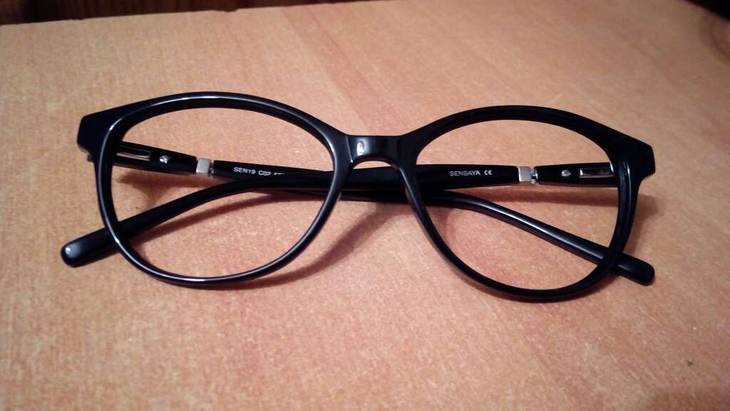 REGALO Montura gafas sin cristales