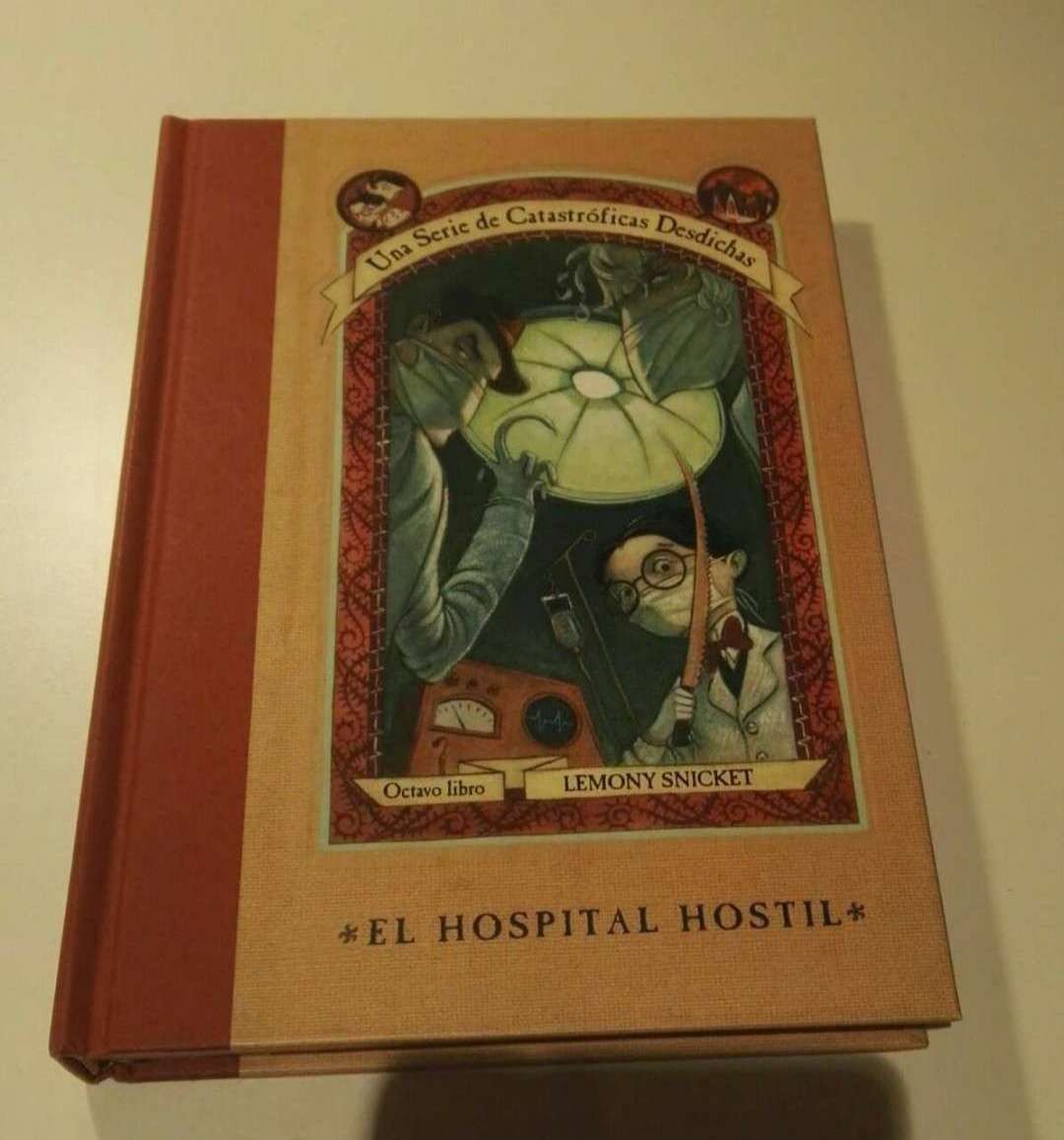 REGALO Libro El Hospital Hostil